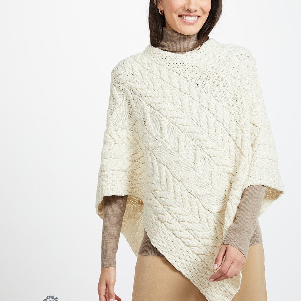 Aran Woollen Mills Merino Wool Cable Knit Poncho Cream Made in Ireland NEW
